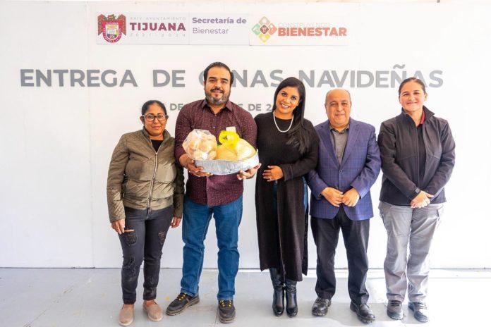 ALCALDESA DE TIJUANA ENTREGÓ MIL CENAS NAVIDEÑAS. lasnoticias.info