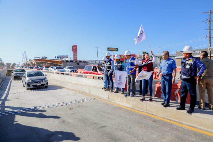 DA BANDERAZO GOBERNADORA MARINA DEL PILAR A PRIMERA ETAPA DEL DISTRIBUIDOR VIAL LÁZARO CÁRDENAS Y CARRANZA. lasnoticias.info