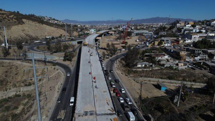 CONCLUYE SIDURT COLADO DE LOSA PRINCIPAL EN PUENTE DEL NODO MORELOS. lasnoticias.info